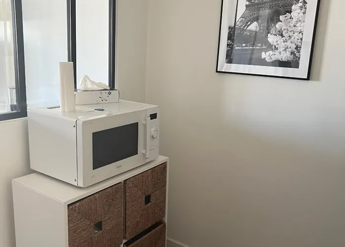 Magnifique Neuf En Front De 41m2 , Loggia , Place De Parking * סנט-אילר-דה-רייה