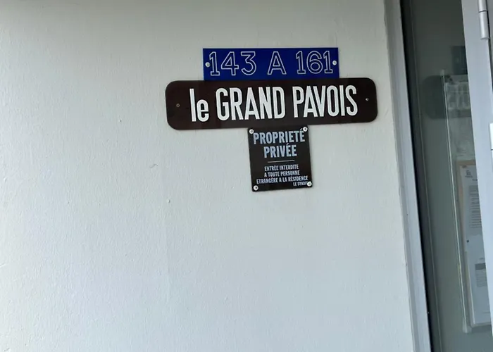 Magnifique Neuf En Front De 41m2 , Loggia , Place De Parking סנט-אילר-דה-רייה